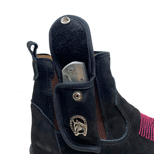 BotinaCanivete Tradicional
                                    - Couro Nobuck Preto | Bordado Rosa