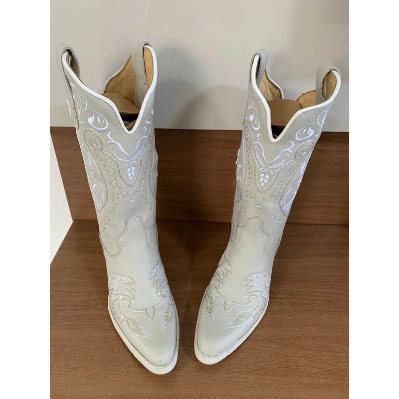 BOTA TEXANA - COURO OFF WHITE BORDADO FLORÊNCIA E GIRASSOL