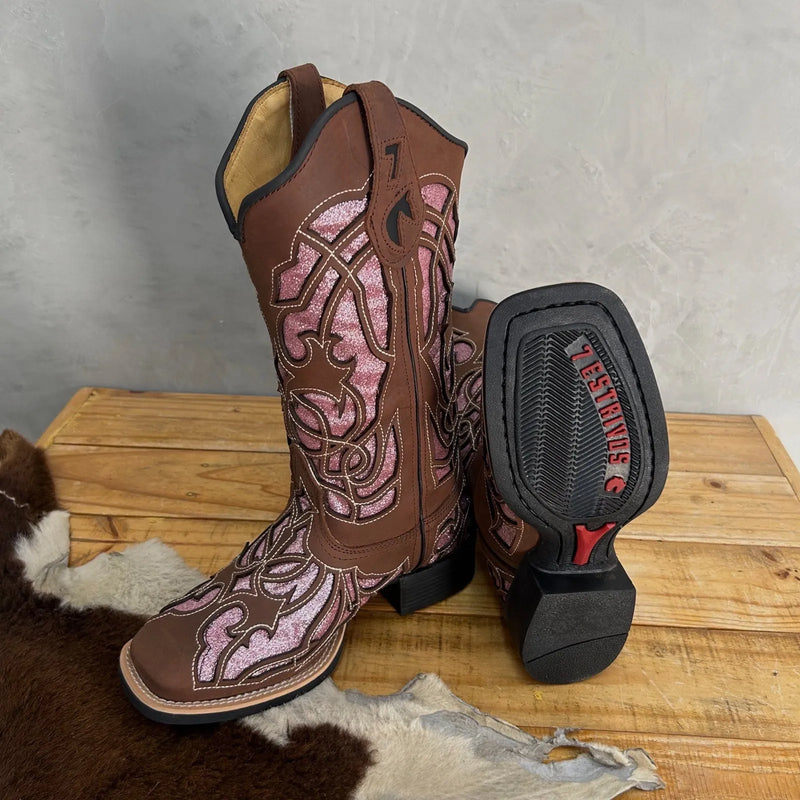Texana Pipoco - Couro Crazy Horse Nescau | Glitter Rosa e Bordados Bege
