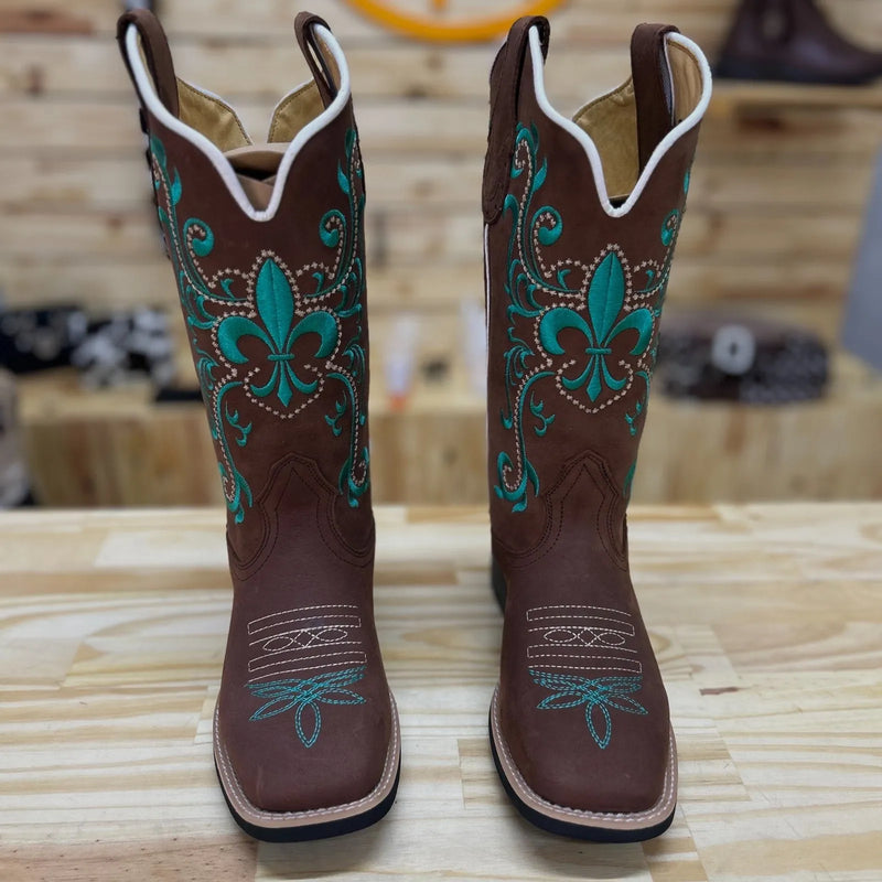 Texana Lustre 2.0 - Couro Crazy Horse Nescau | Bordado Verde e Bege