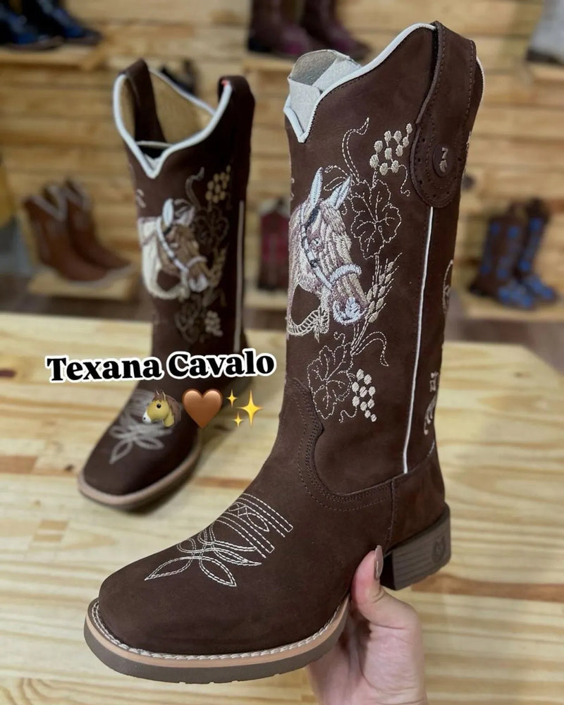 Texana Cavalo - Couro Nobuck Chocolate | Bordado Bege
